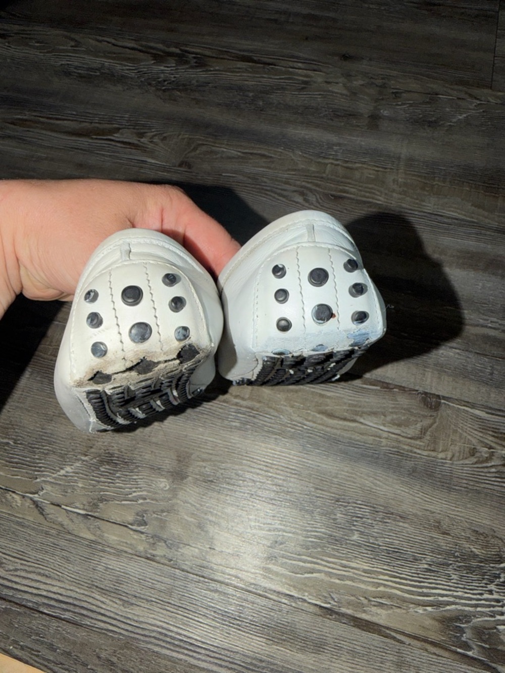 White Leather Gucci Kids Slip-On Loafers with Navy & Red Accent - Picture 7 of 9